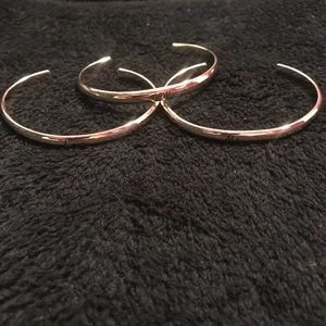 LOVE ME MORE Bangles VS